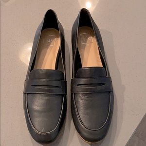 Gap leather Oxford flats